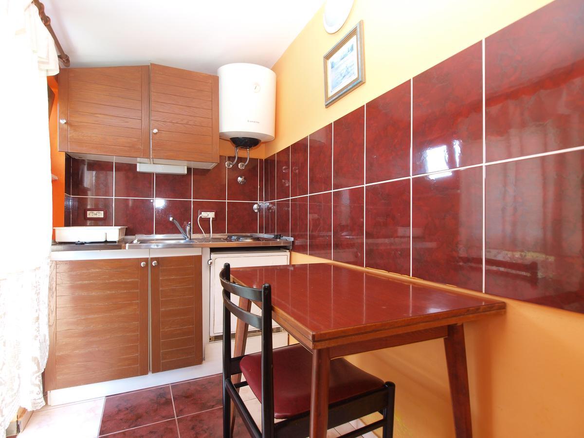 Apartments Slavica 382 Пула Екстериор снимка