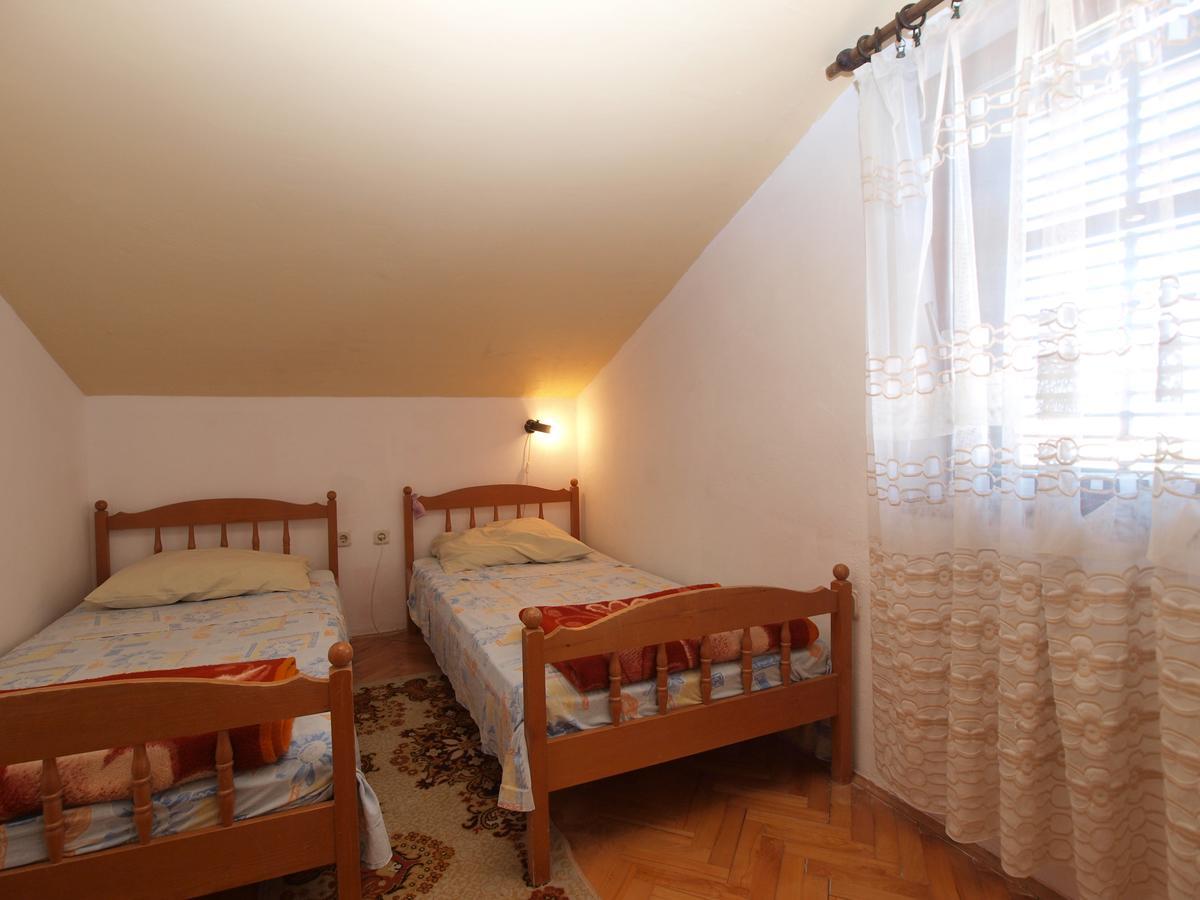 Apartments Slavica 382 Пула Екстериор снимка